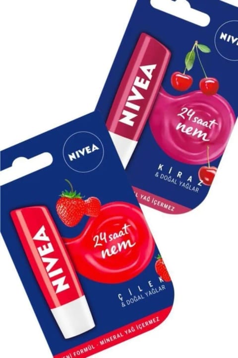 NIVEA بالم مرطوب لب ۲۴ ساعته توت فرنگی-گیلاس