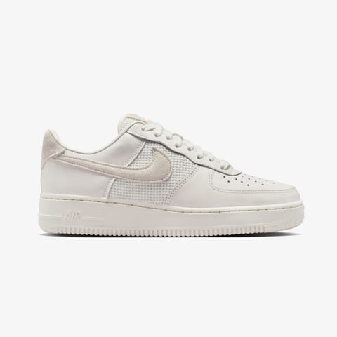 کفش ورزشی Nike Air Force 1 زنانه کرم