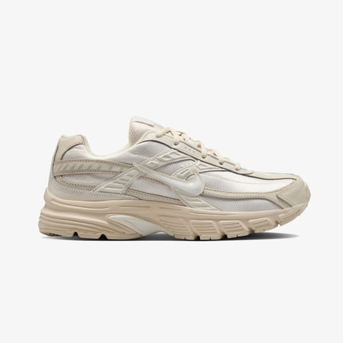 کفش ورزشی روزمره زنانه Nike Initiator کرم