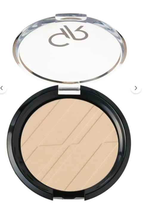 Golden Rose Silky Touch Compact Powder No: 04 Almond
