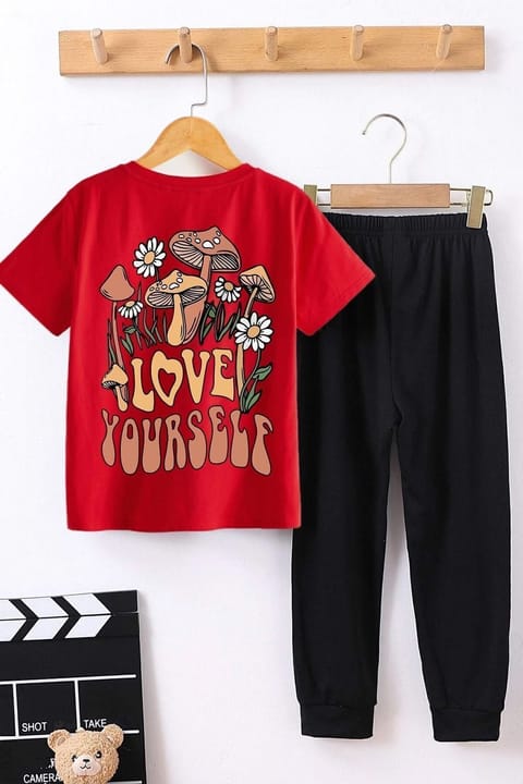 ست سویشرت و شلوارک کودک uyguntarz مدل Love Yourself چاپی