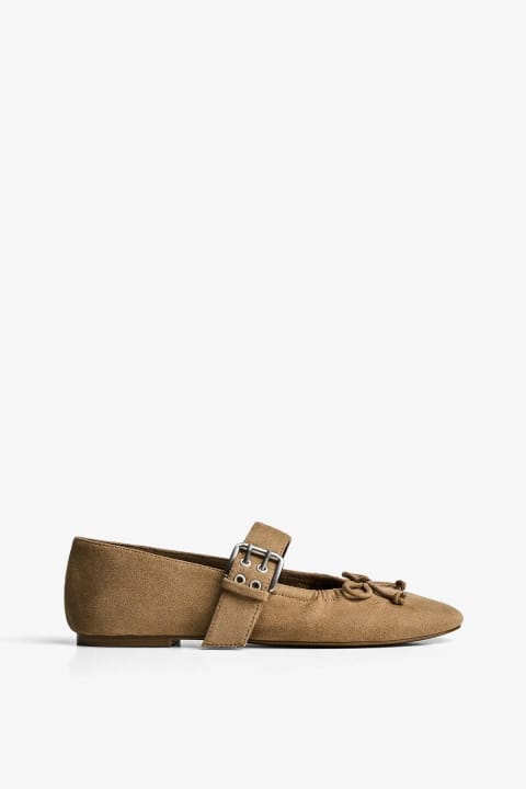 بابت پاشنه‌دار با سگک Bershka