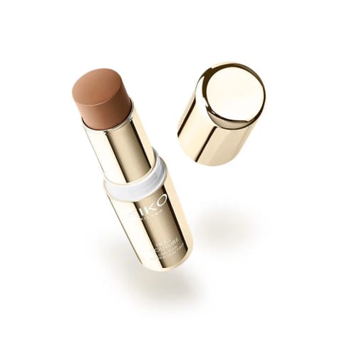 Hug Couture Lumi Flex Hydra Skin Tint 06