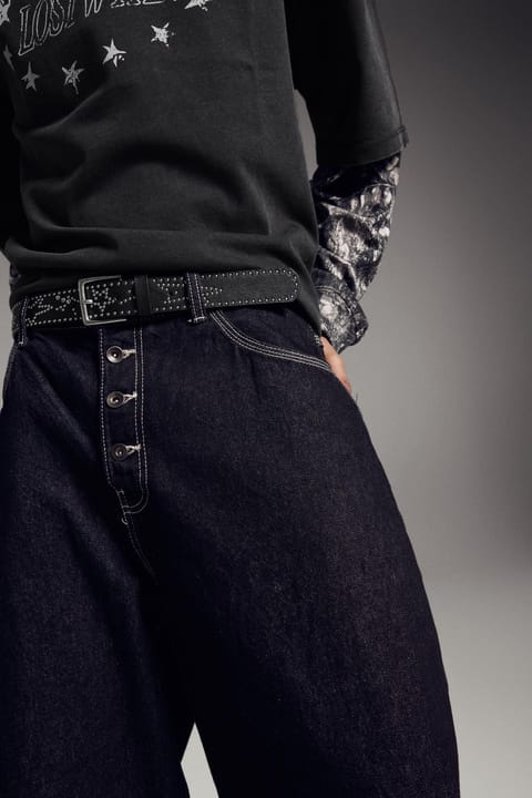 کمربند پرچ‌دار Bershka