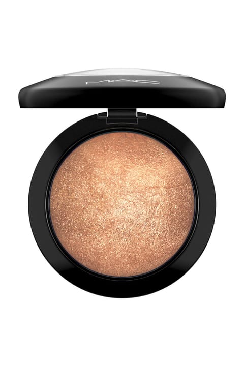M.A.C Mineralize Skinfinish Gold Depos