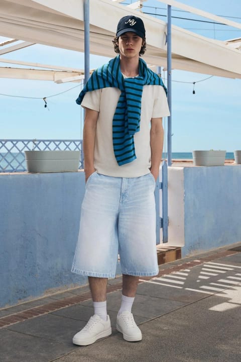 شورتک برمودا اسکیتی جین Bershka