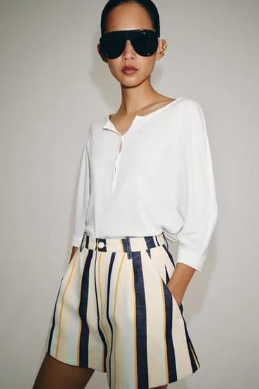 Zara شلوارک پلیسه راه‌راه ZW Collection