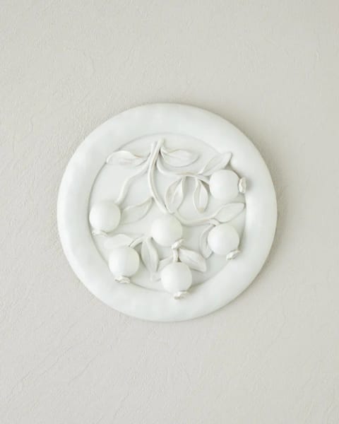 دیوارآویز Polyresin Malinda ۱۹,۶ سانتی‌متر بژ