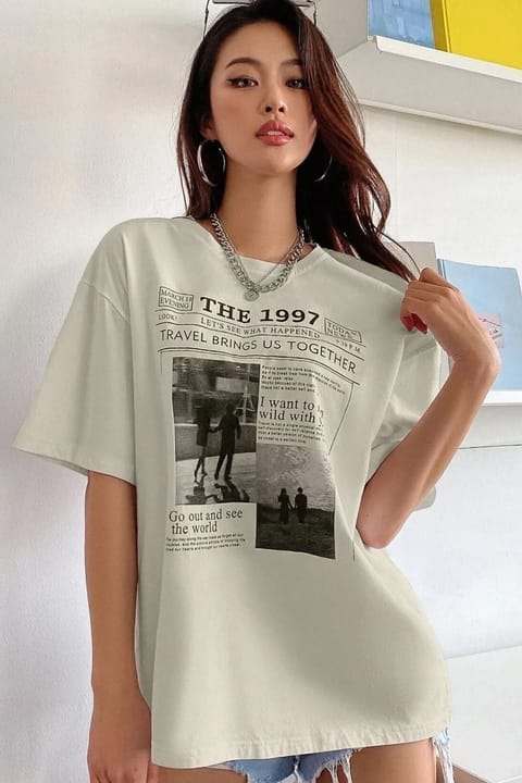 تی‌شرت اورسایز زنانه uyguntarz بژ با طرح The 1997