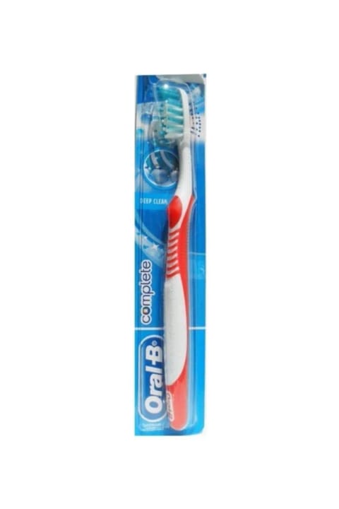 Oral-B Complete مسواک با الیاف فوق بلند ۴۰ عددی متوسط