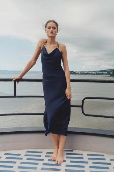Zara - پیراهن کامیزول با جزئیات طلایی