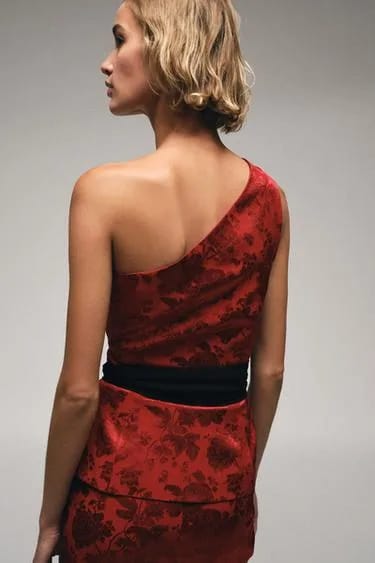JACQUARD ASYMMETRIC TOP WITH BELT