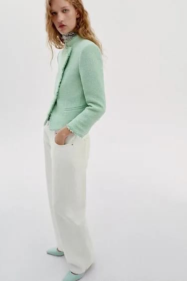 TEXTURED FRAYED BLAZER