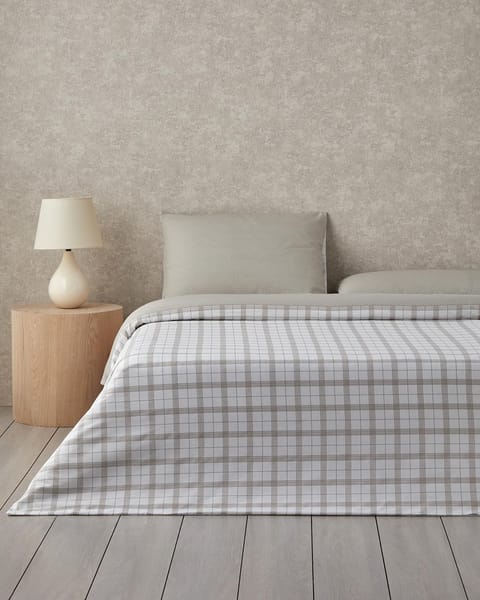 ست روتختی دونفره Chic Check با ملحفه، اتوکشی آسان، ۲۰۰×۲۲۰ سانتی‌متر، بژ