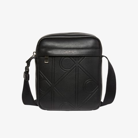 کیف کراسبادی مردانه مشکی Calvin Klein Emblem Emboss Reporter