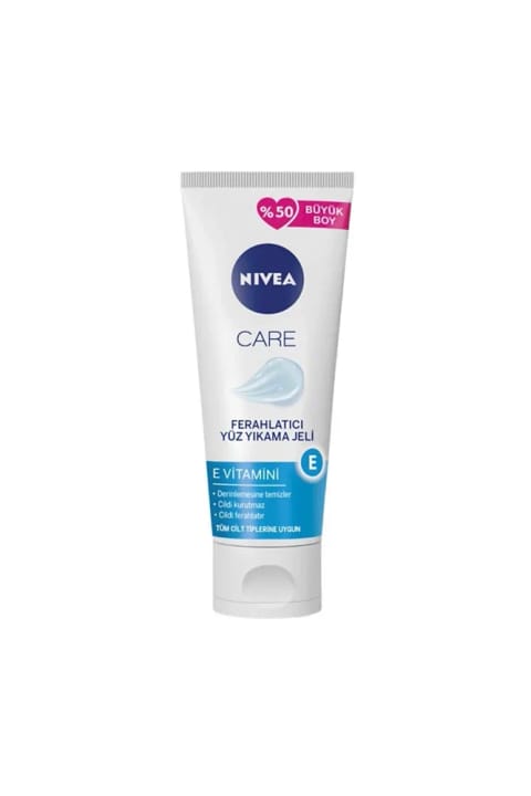 NIVEA ژل پاککننده صورت با ویتامین E 225ml